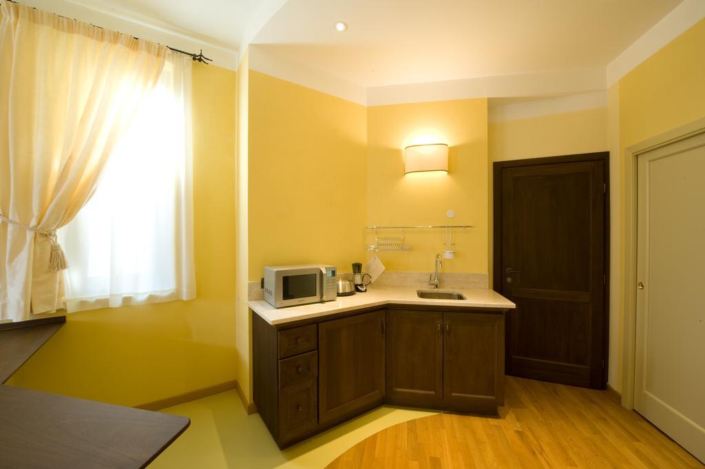 Piazza Azuni 18 Guest House Sassari Habitación foto