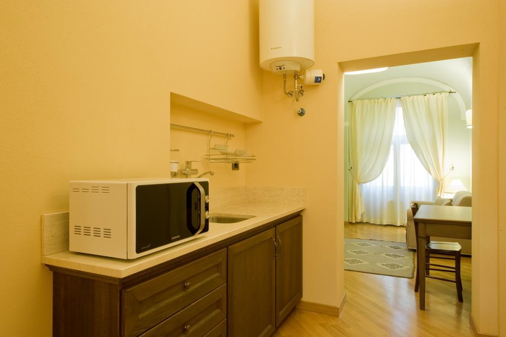 Piazza Azuni 18 Guest House Sassari Habitación foto